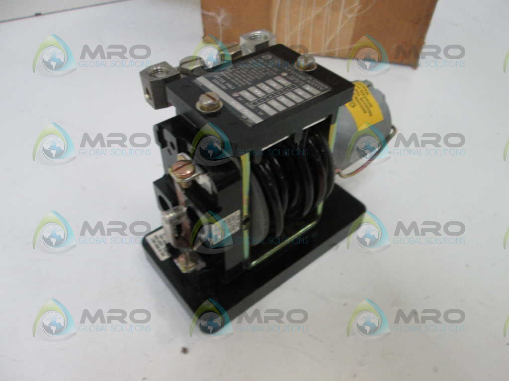 Allen Bradley 810A12A NSFP * GENUINE * AB 810 A12A