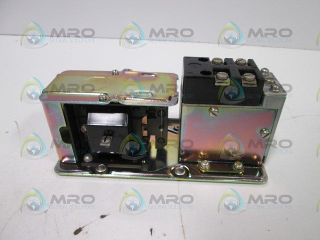 Allen Bradley 849ZOA32 NSFP * GENUINE * AB 849 ZOA32