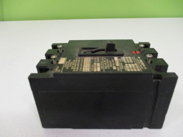 CUTLER HAMMER EHC3015 CIRCUIT BREAKER 15A *USED*