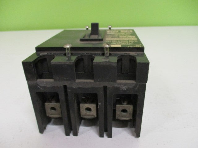 CUTLER HAMMER EHC3015 CIRCUIT BREAKER 15A *USED*