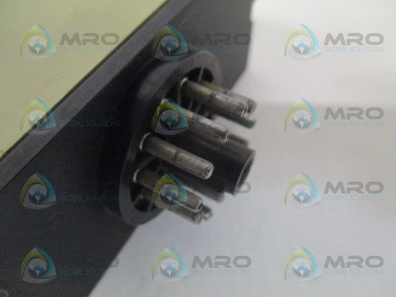 ELECTROMATIC SV225120 COND. LIQUIDS DUAL LEVEL RELAY *USED*