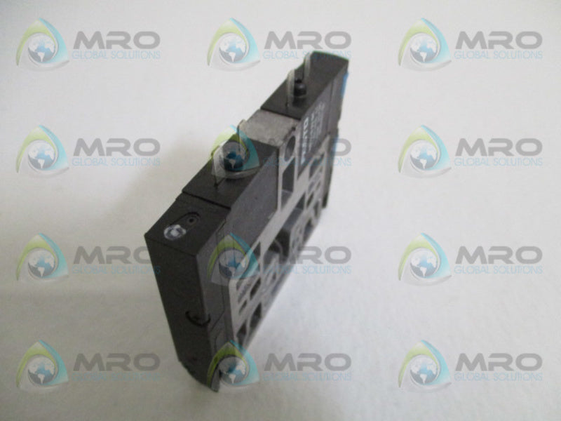 FESTO CPV10-M1H-2X3-GLS-M7 161416 SOLENOID VALVE *USED*