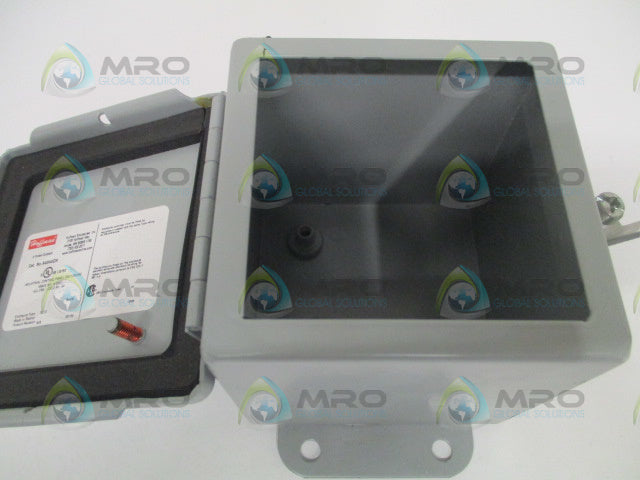 HOFFMAN A4044CH JUNCTION BOX *NEW NO BOX*