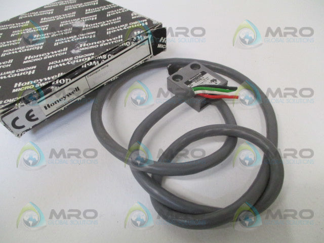 HONEYWELL 914CE18-3 LIMIT SWITCH ACTUATOR *NEW IN BOX*
