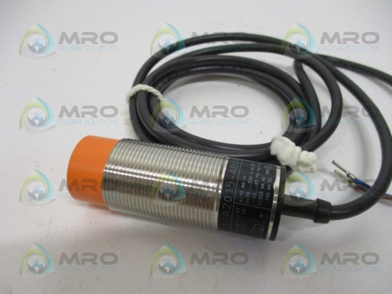 IFM EFECTOR II0274 PROXIMITY SENSOR *NEW IN BOX*