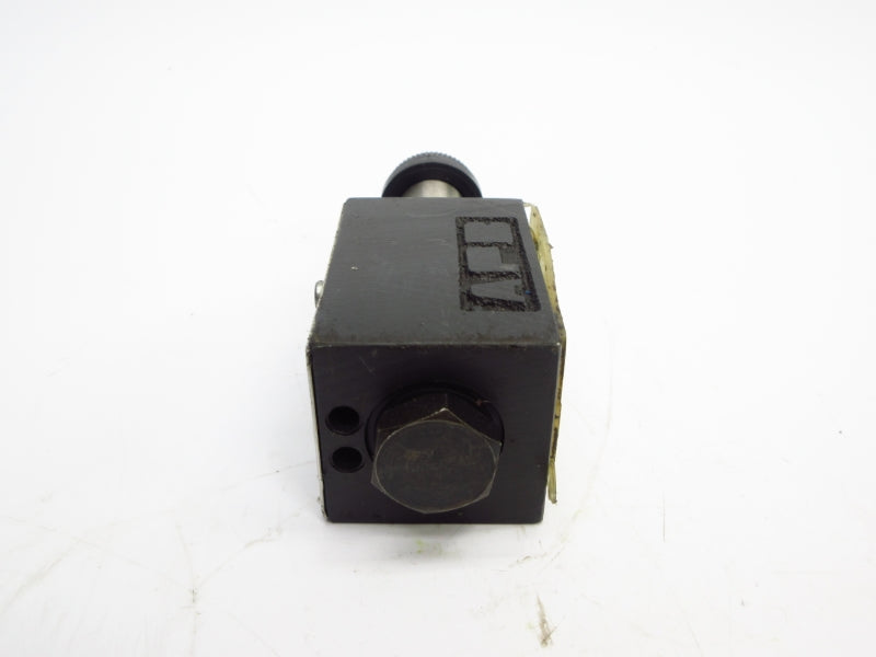 VICKERS DG4V3S2ALMUB560 02-109830 5000PSI UNMP