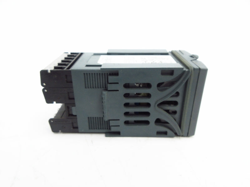 EUROTHERM 3216/CC/VH/RRXX/R/XXX/G/ENG/ENG NSNP