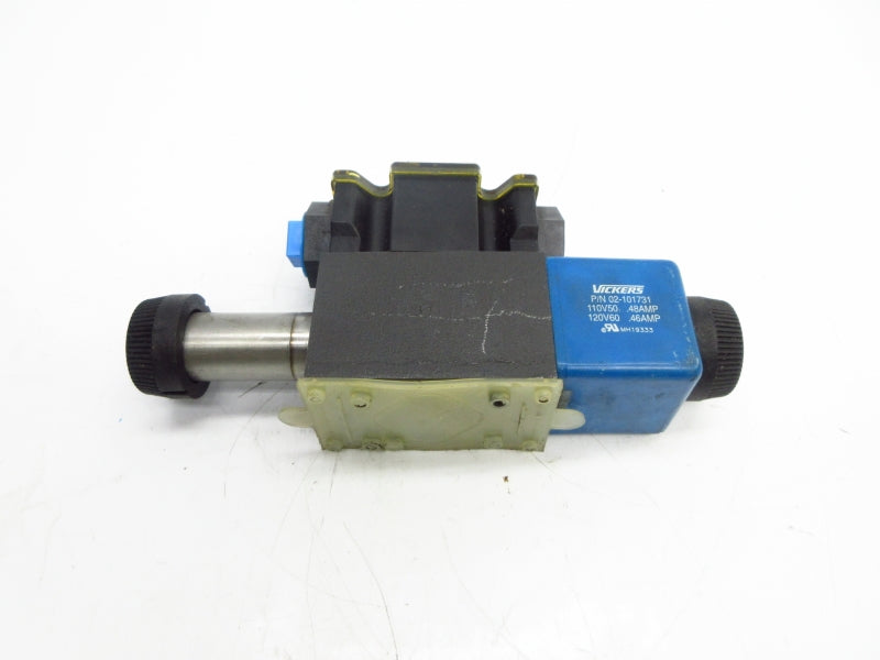 VICKERS DG4V3S6CMFWB560 02-109573 110/120V 0.48/0.46A 5000PSI (AS PICTURED) UNMP