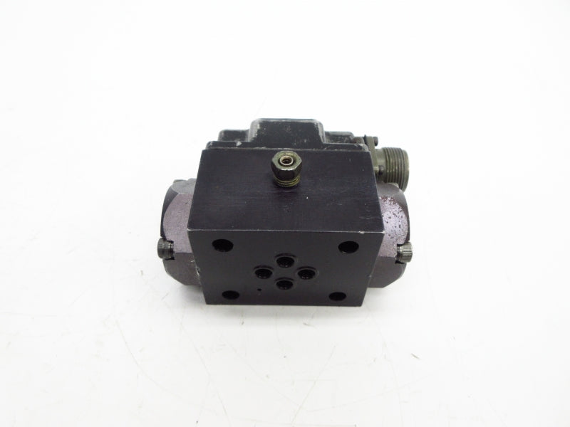 VICKERS SM4-10519-30/140-10-S153 927887 UNMP