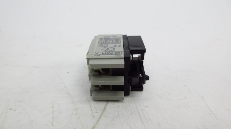 ALLEN BRADLEY 195-FA11 SER. A 690V 10A (GREY) NSNP