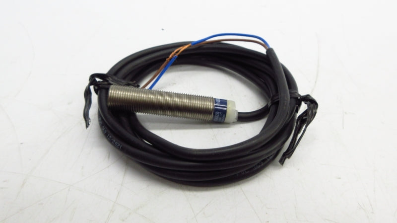 TELEMECANIQUE XS1M12MA250 24-240V NSNP