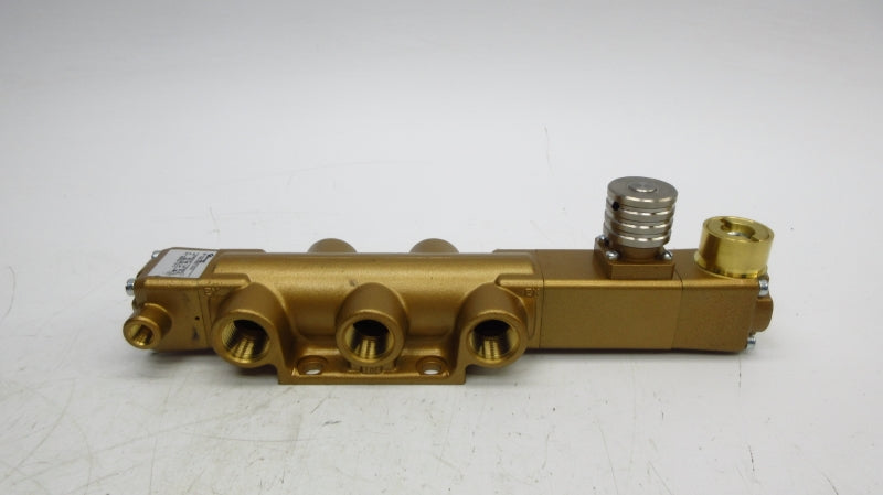 VERSA VPA-4502-181B 200VAC 20-200PSI NSMP