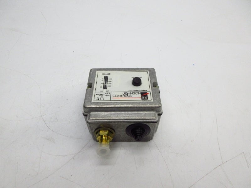 JOHNSON CONTROLS P77BEB-9350 400V NSMP
