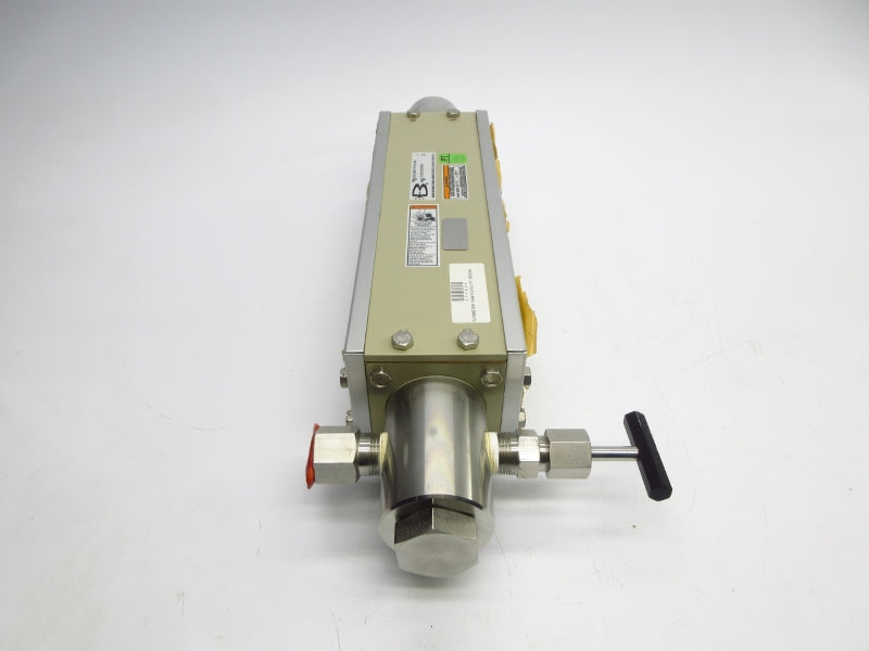 BROOKS INSTRUMENT 1110DL32CMDAG 100PSI 250'F NSNP