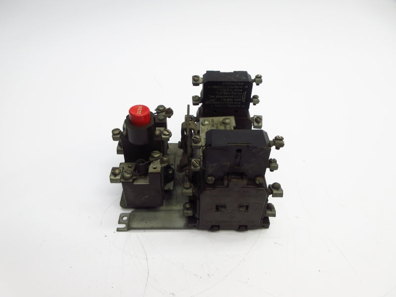 CUTLER HAMMER 6- 208/220V 27A UNMP