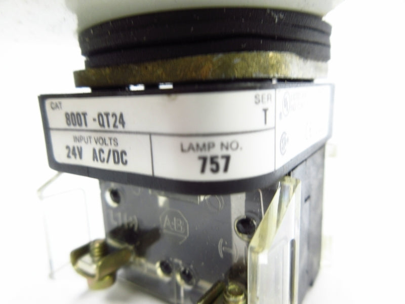 ALLEN BRADLEY 800T-QT24 SER. T 24VAC/DC UNMP