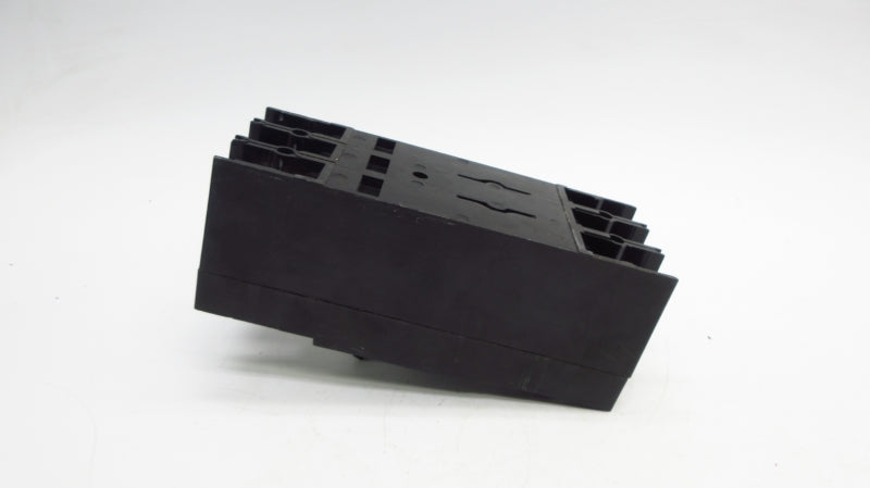 GENERAL ELECTRIC TFJ226Y225 600VAC 225A NSNP