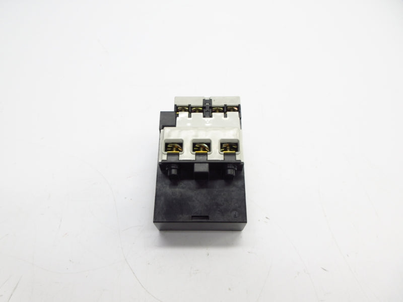 ALLEN BRADLEY 193-B1F1 SER. A 600V 3.7-12A (BR/WH) NSMP