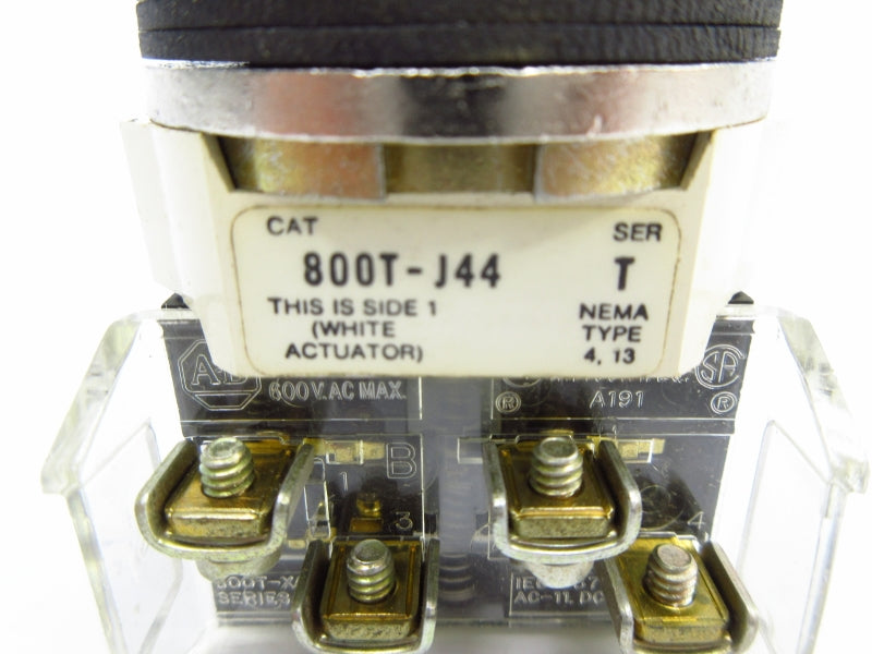 ALLEN BRADLEY 800T-J44 SER. T (NO KEY) UNMP