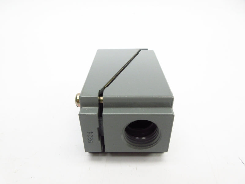 ALLEN BRADLEY 802T-ALP SER. F 120-600VAC 30A (BK/YL) NSMP