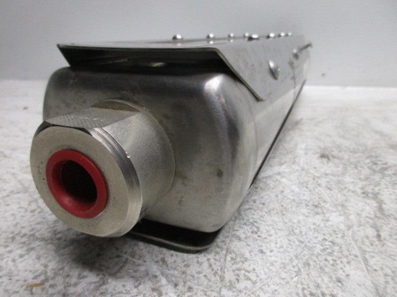 WALLACE TIERNAN 5210C03106XXBA202SX FLOW METER  NSNP