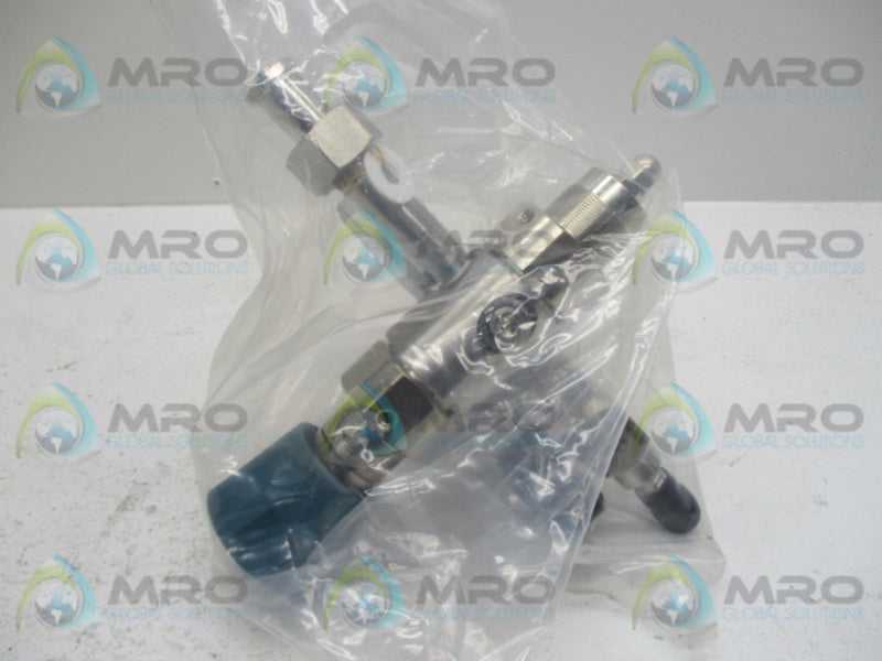 AIRGAS Y12-C645A660 AIR REGULATOR * NEW IN  BOX *