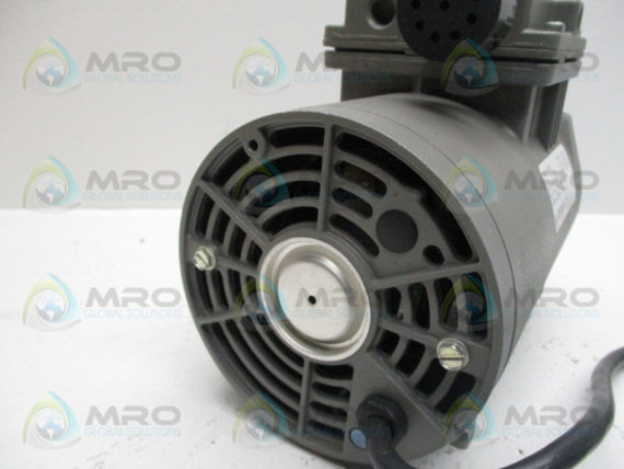 THOMAS INDUSTRIES 607CA32 COMPRESSOR * NEW NO BOX *