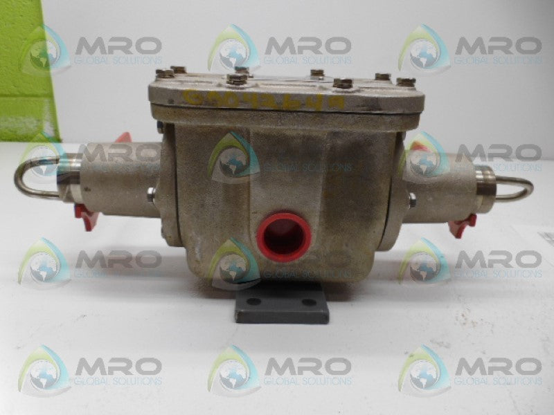 MATERIAL CONTROL PC-D2S SAFETY STOP SWITCH *USED*