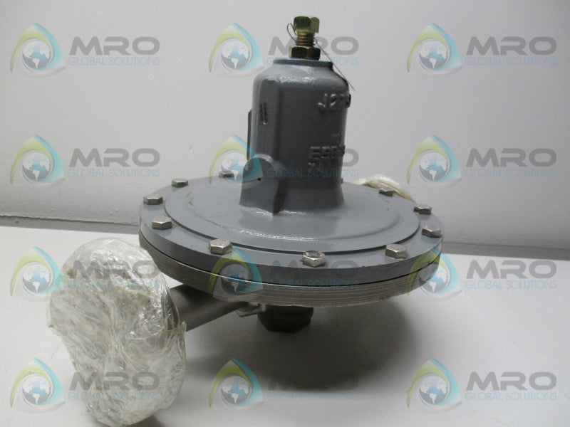 FISHER 95L PRESSURE REGULATOR * NEW NO BOX*