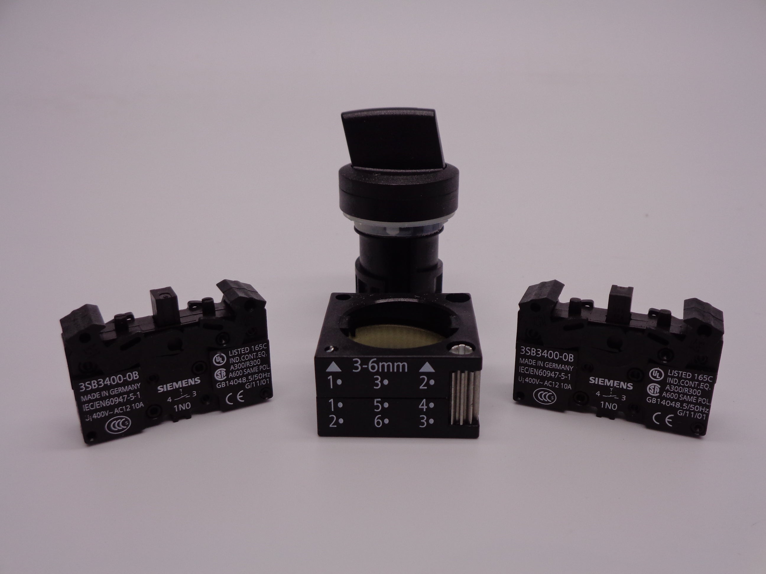 SIEMENS 3SB3210-2DA11 NSMP