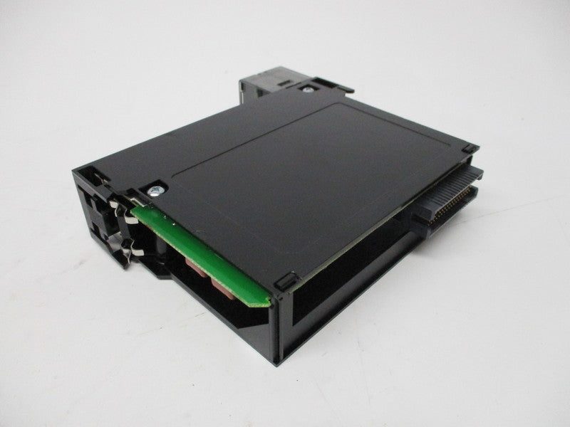 ALLEN BRADLEY 1756-IA32 SER. A F/W 3.2 NSMP