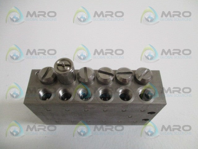 LINCOLN M05-43 DIVIDER VALVE *NEW NO BOX*