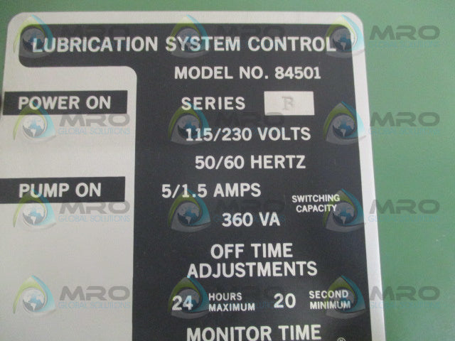 LINCOLN 84501 LUBRICATION SYSTEM CONTROL (ENCLOSURE ONLY) *USED*