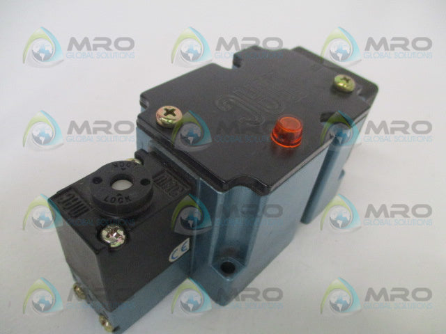 MAC 6316D-000-PM-111DA PILOT VALVE NEW