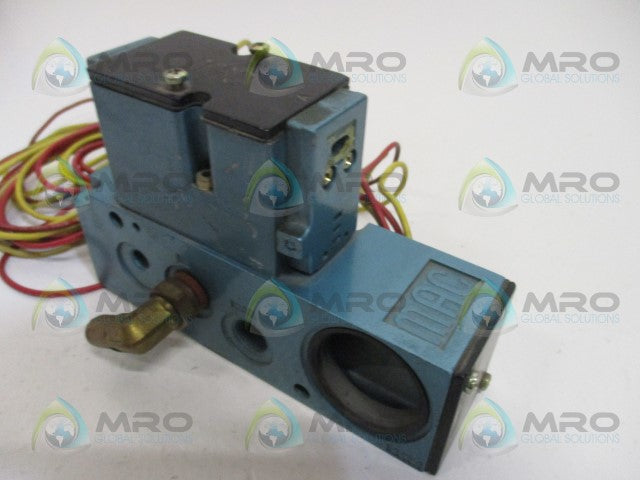 MAC 82A-BA-CKA-TM-DDA7-1DK SOLENOID VALVE (AS PICTURED) *USED*