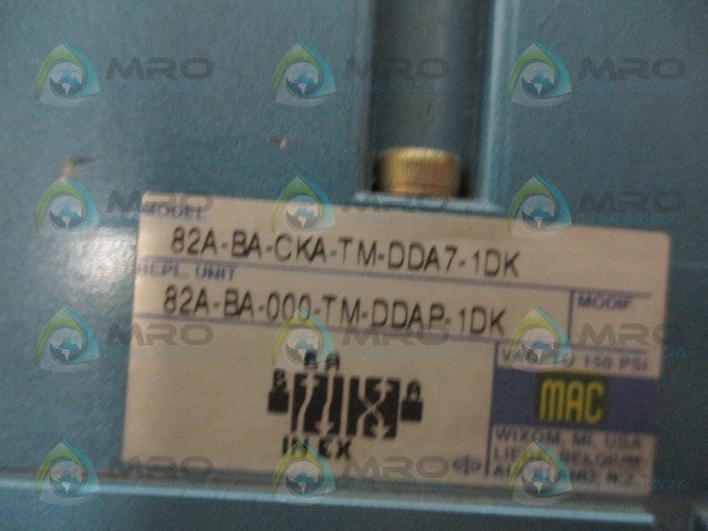 MAC 82A-BA-CKA-TM-DDA7-1DK SOLENOID VALVE (AS PICTURED) *USED*