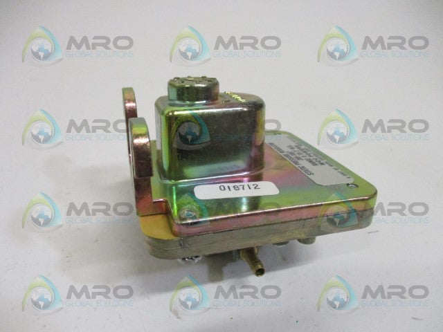 MCC POWERS 269-1067 STATIC PRESSURE REGULATOR 0-3" WG *NEW IN BOX*