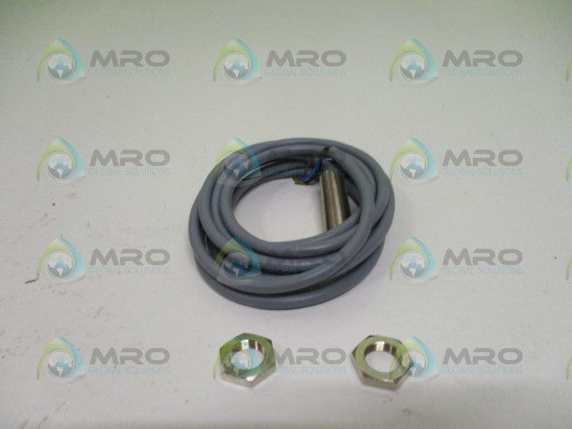 MICROSWITCH 922AB2XM-A9N-L PROXIMITY SENSOR *NEW IN BOX*