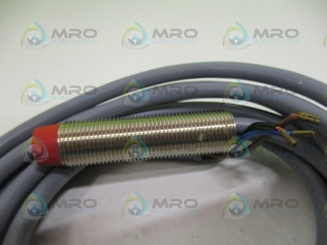 MICROSWITCH 922AB2XM-A9N-L PROXIMITY SENSOR *NEW IN BOX*