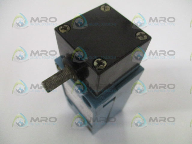 MICROSWITCH LSYMC6D LIMIT SWITCH *USED*