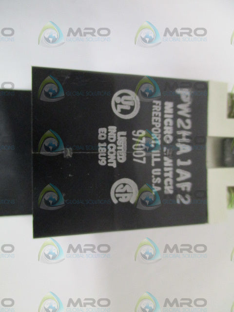 MICROSWITCH PW2HA1AF2 PILOT LIGHT MODULE *NEW NO BOX*