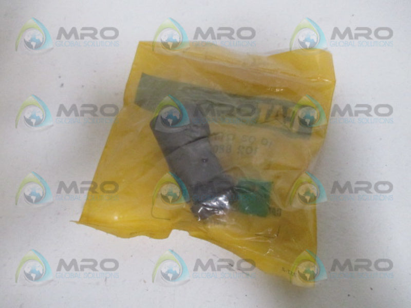 CAT 1028805 RECEPTACLE KIT * NEW IN FACTORY BAG *