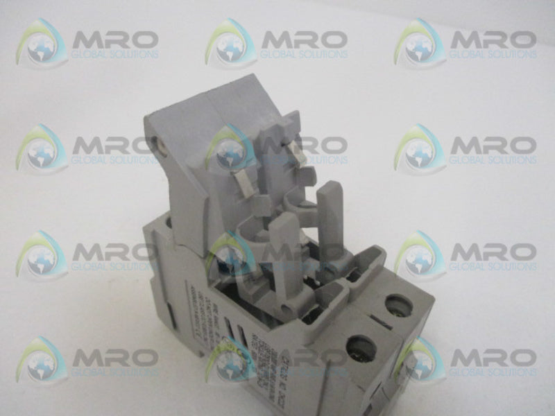 BUSS FUSE HOLDER CHCC2I  UNMP