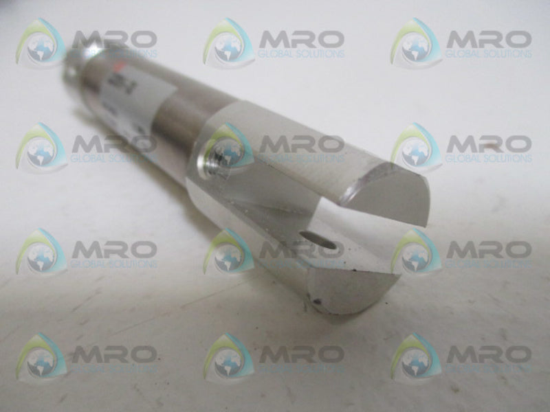 SMC CJ2D16-30 CYLINDER *NEW NO BOX*