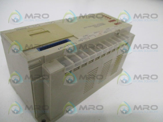 OMRON S3D-CC PHOTOELECTRIC SENSOR CONTROLLER *USED*