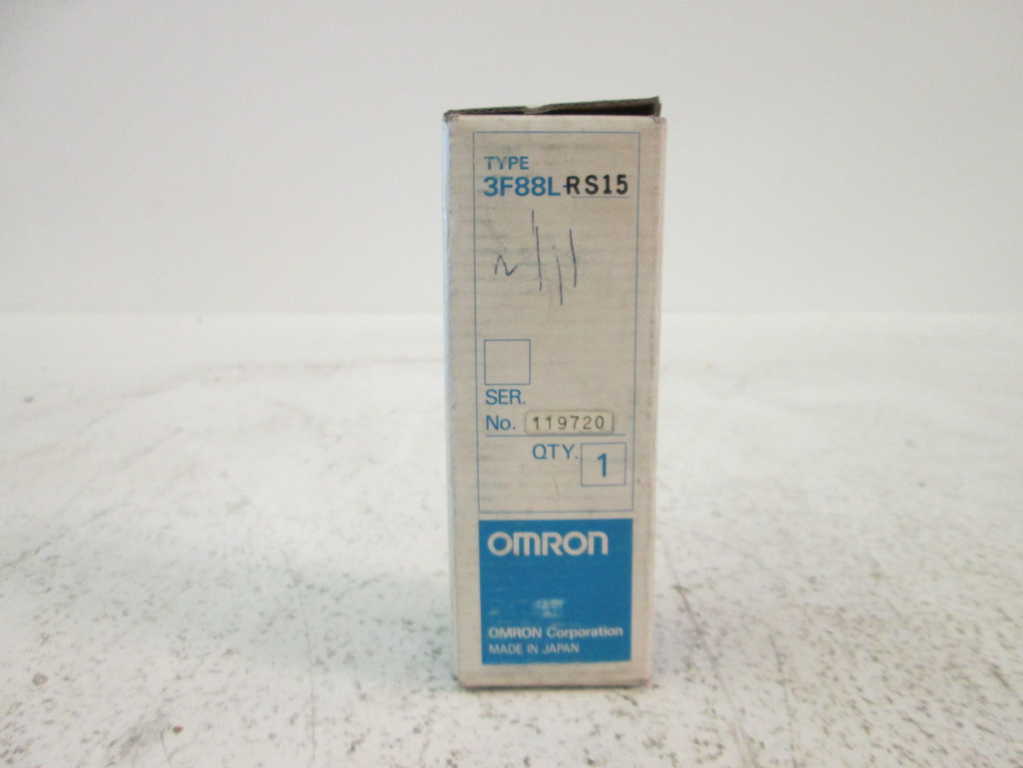 Omron 3F88LRS15   NSFP ** GENUINE ** 10V  3F88L RS15