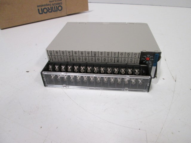 Omron C200HAD003    NSFP ** GENUINE ** C200H AD003