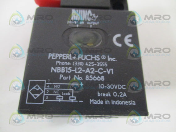 PEPPERL+FUCHS NBB15-L2-A2-C-V1 INDUCTIVE PROXIMITY SWITCH *NEW IN BOX*