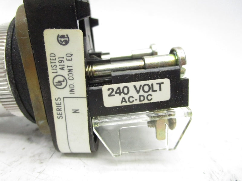 ALLEN BRADLEY 800T-QA20 SER. N 240VAC (AS PICTURED) NSNP