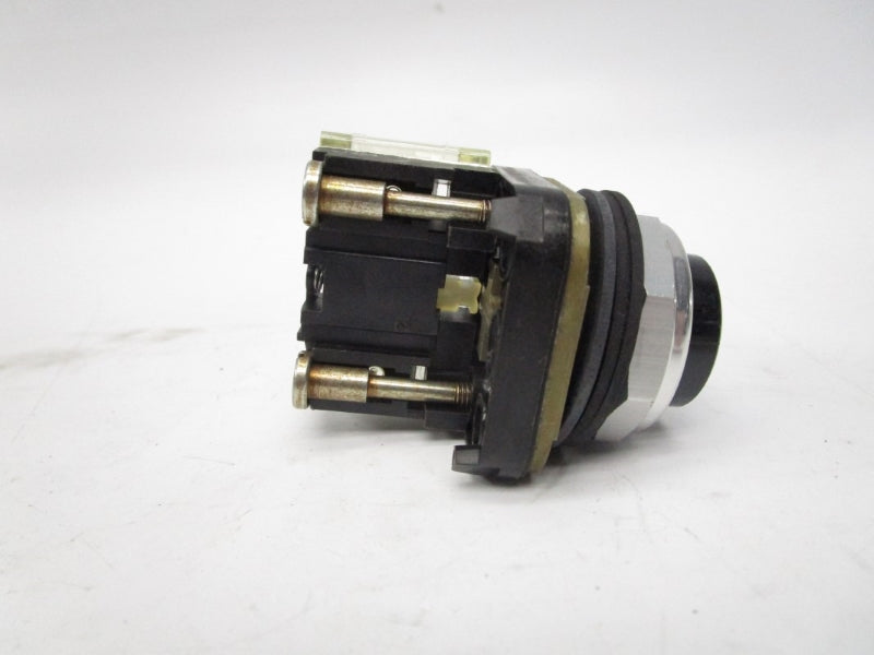 ALLEN BRADLEY 800T-B2D2 SER. T 600VAC (BK/YL) NSMP